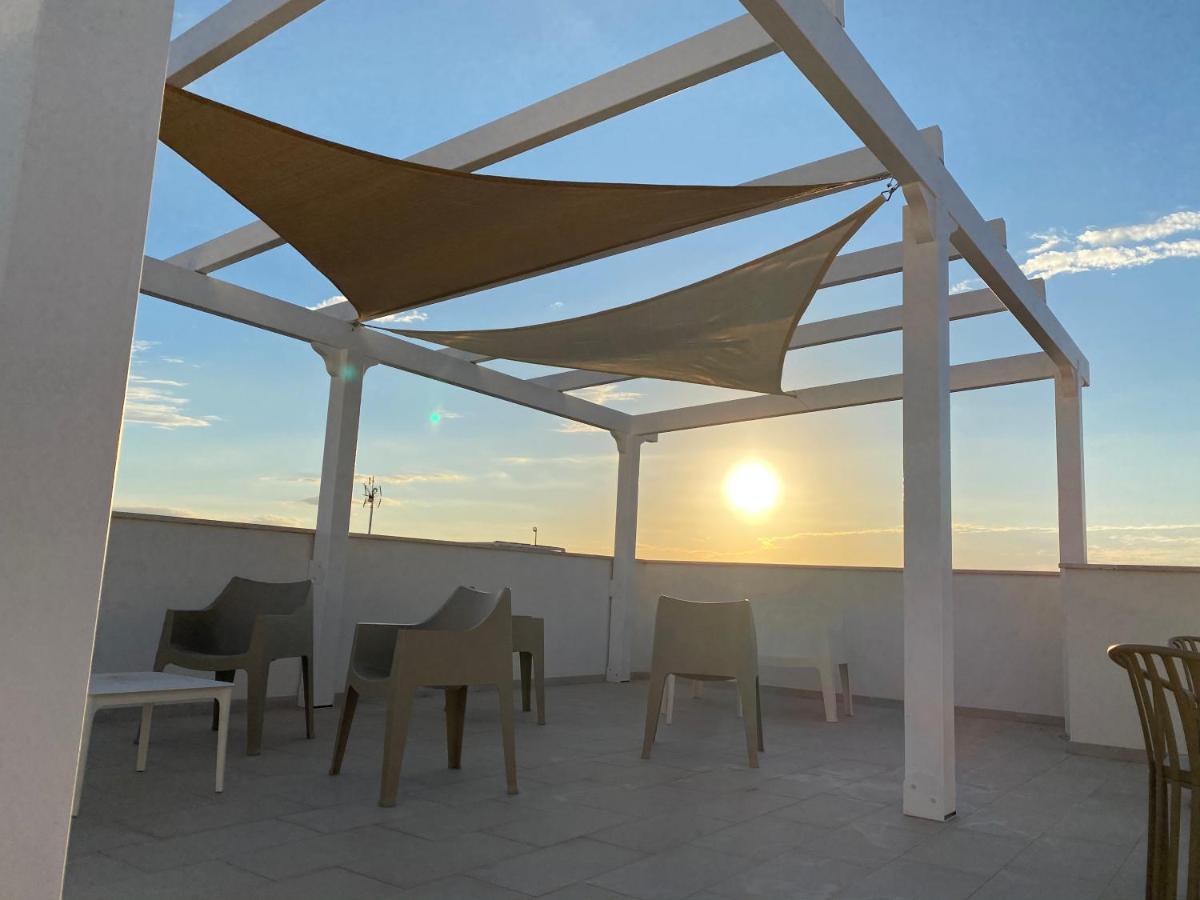 Appartamento Piscina Panoramica Vista Mare - Wifi - Ac Int 9 Santa Maria al Bagno Esterno foto