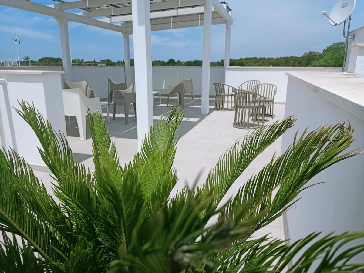 Appartamento Piscina Panoramica Vista Mare - Wifi - Ac Int 9 Santa Maria al Bagno Esterno foto